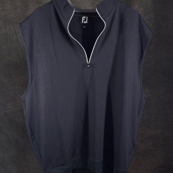 FJ Navy Sleeveless Zip-Up Vest - Picture 1 of 4